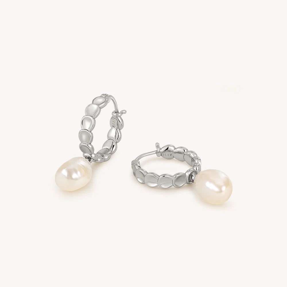 ARSIS – Pearl Pea Earrings (Silver)