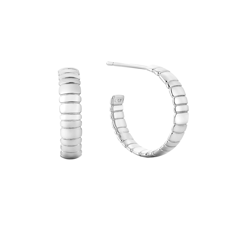 ARSIS – Pavé Snake Chain Thin Pattern Hoop Earrings (Silver)