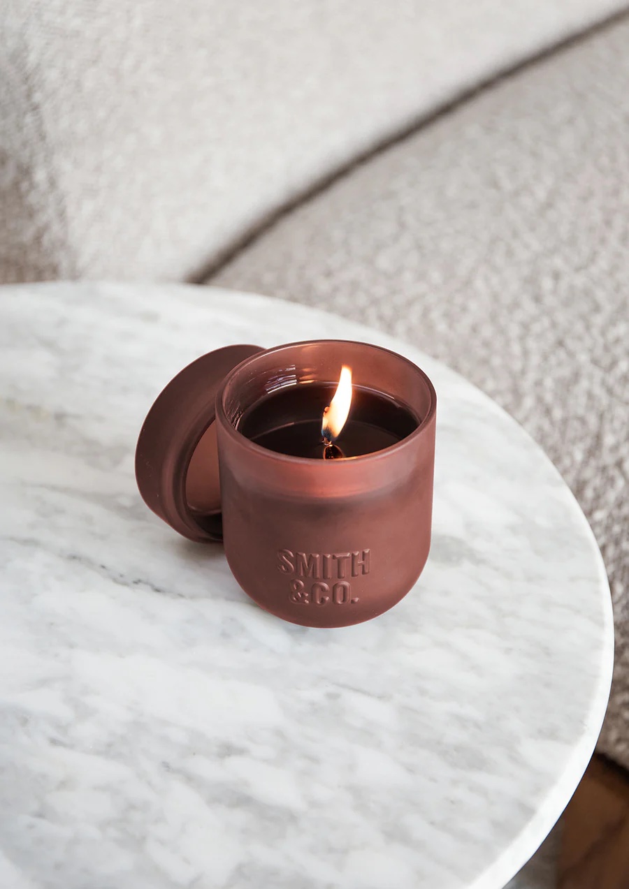 Smith&Co. Black Oud & saffron Scented Candle 250g