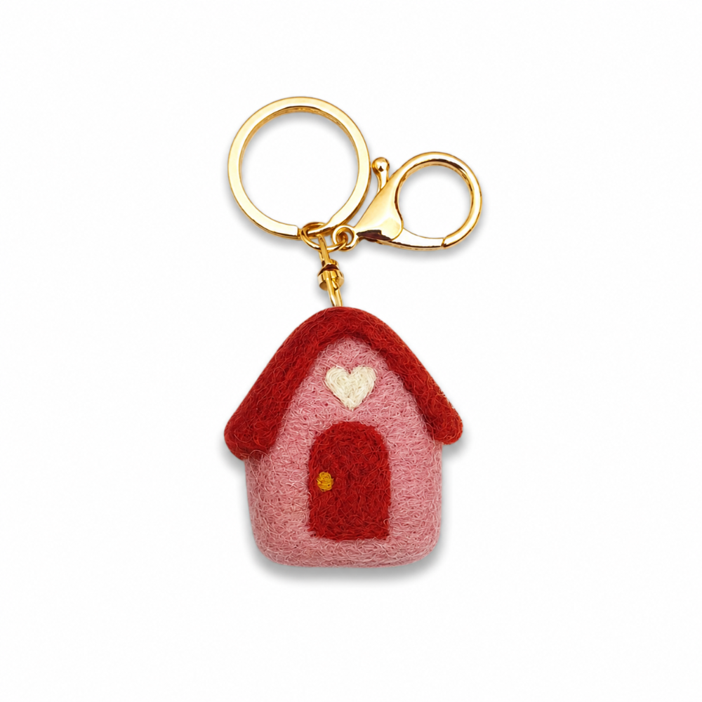 Home Dweller-Felt House Keychain – Pink